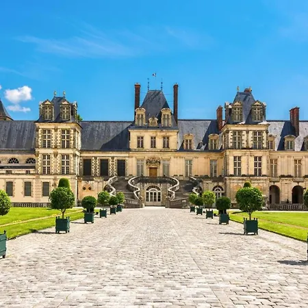Vue Chateau - Chez Lydia * Fontainebleau